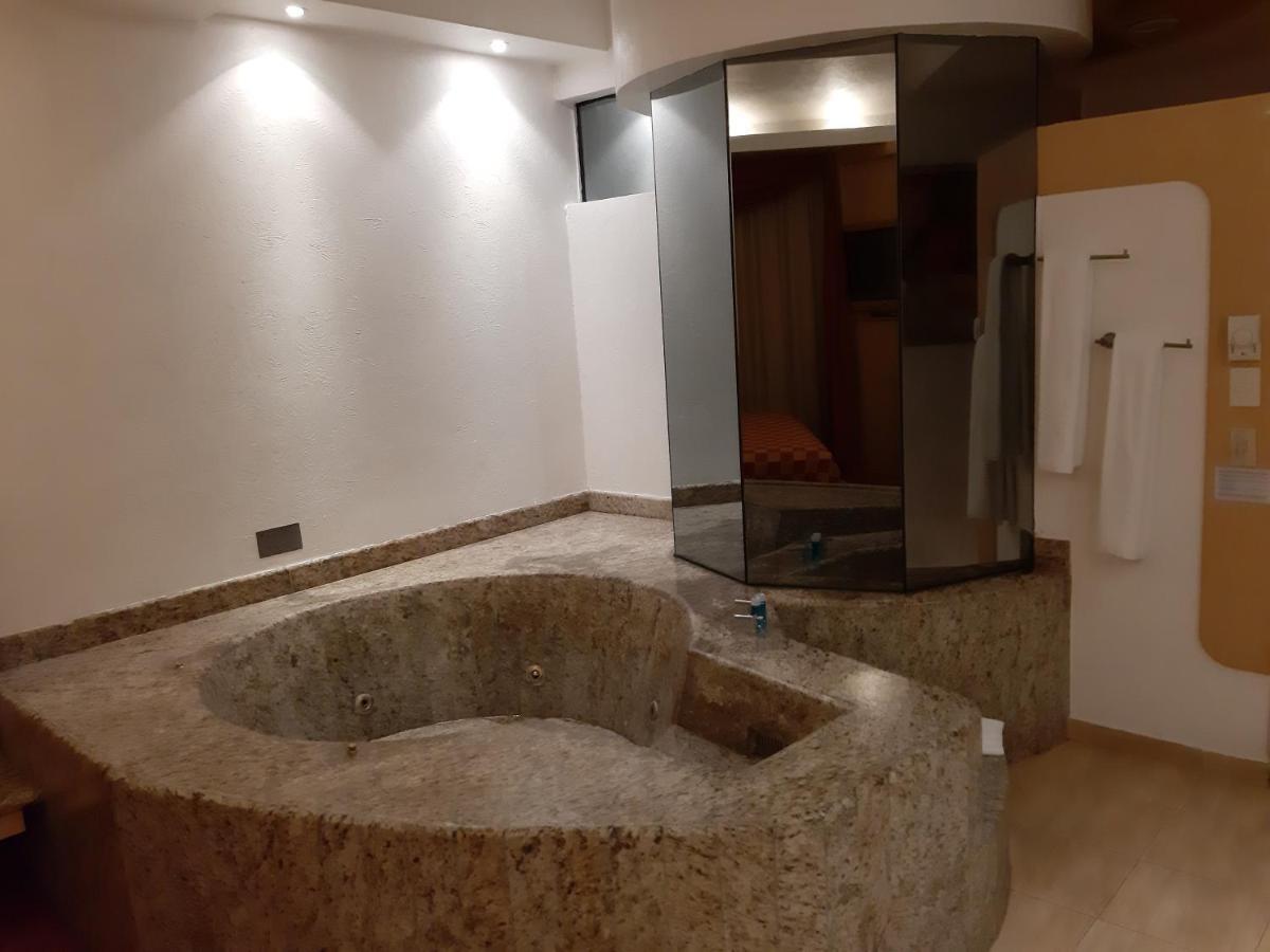 Auto Hotel Legaria Kota Meksiko Bagian luar foto