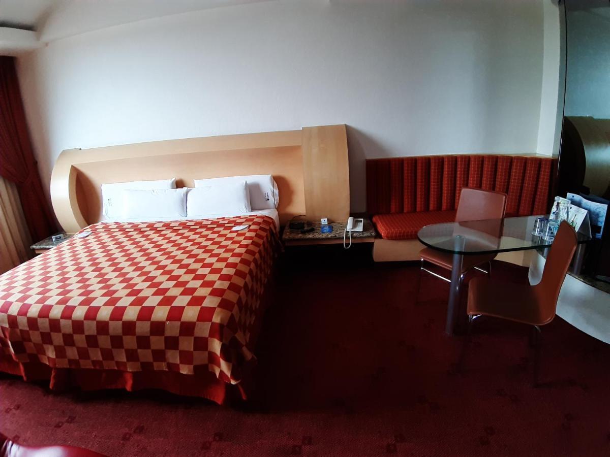 Auto Hotel Legaria Kota Meksiko Bagian luar foto
