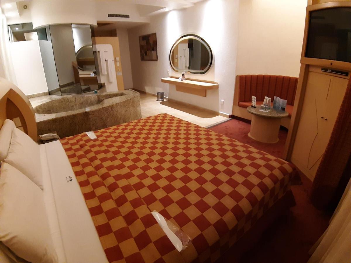 Auto Hotel Legaria Kota Meksiko Bagian luar foto