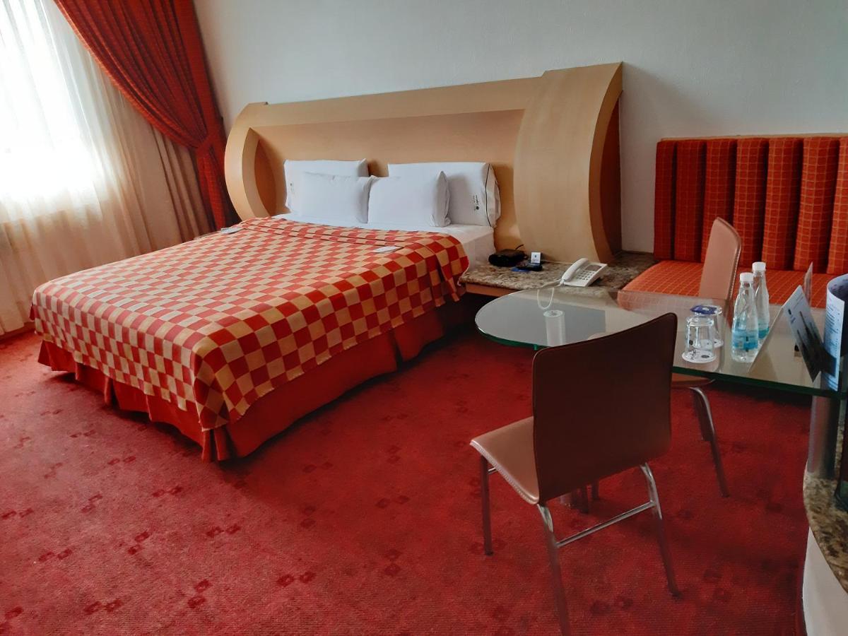 Auto Hotel Legaria Kota Meksiko Bagian luar foto